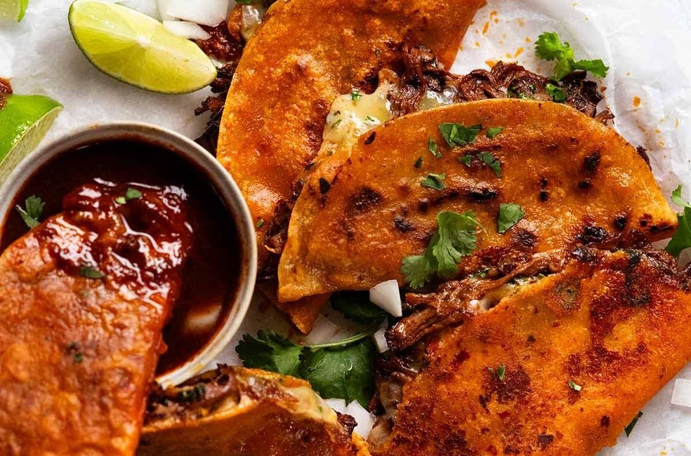 Honey's Birria Tacos